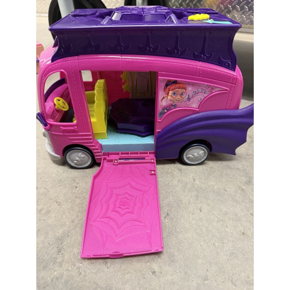 Disney Vampirina Scare B&B Transforming Bus RV Playset Just Play